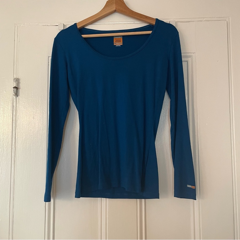 Icebreaker 100% merino women’s Oasis base layer 🔷 Isle